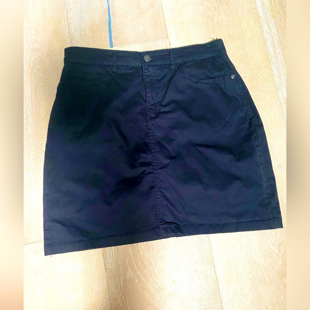 Beautiful Black Skort